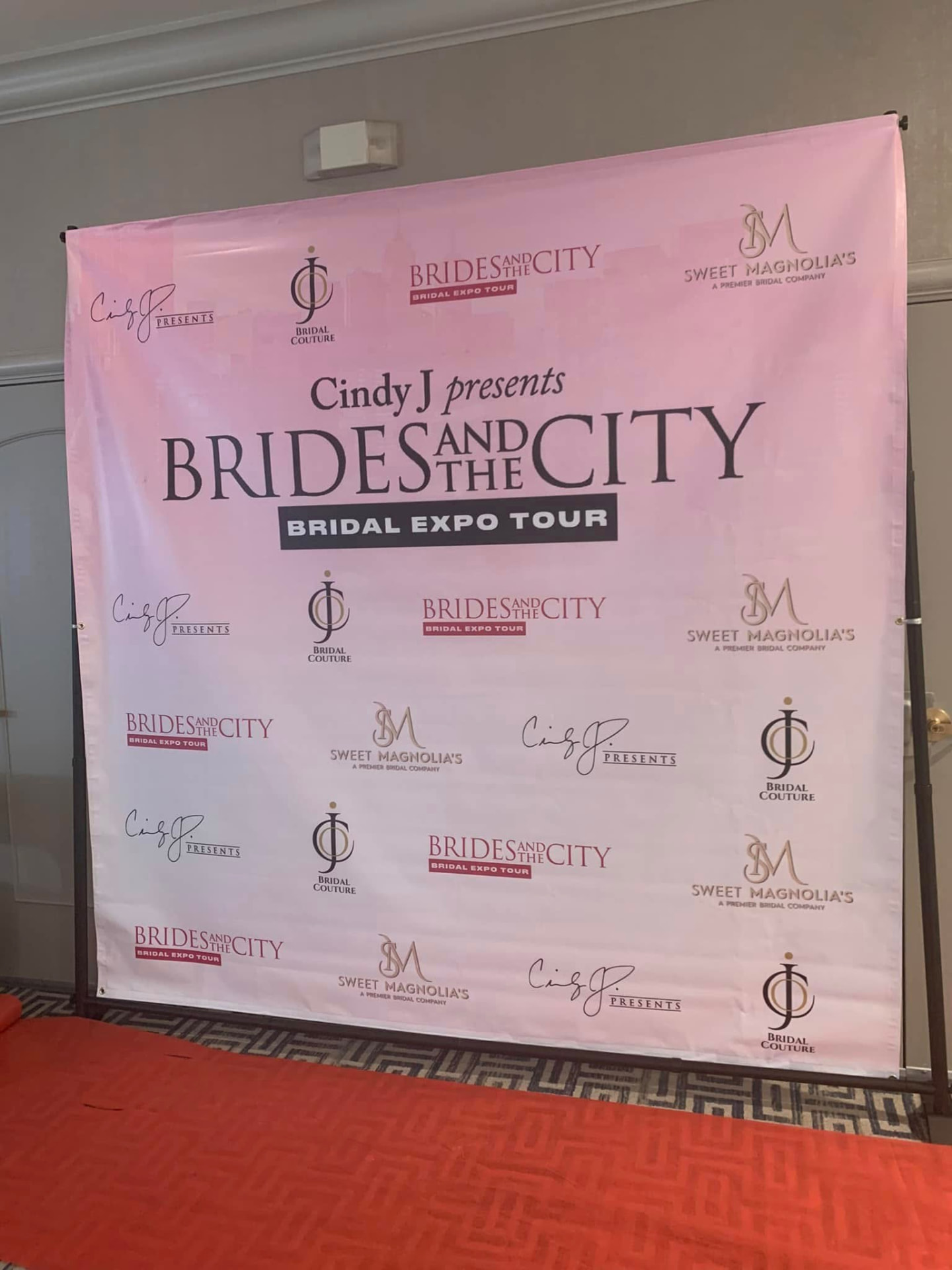 Brides & The City expo tour — Step & repeat